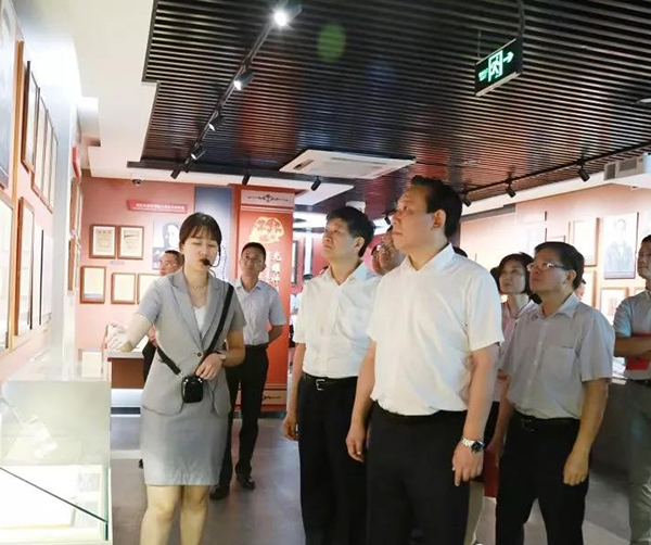 1563980719649736.jpg 01.jpg