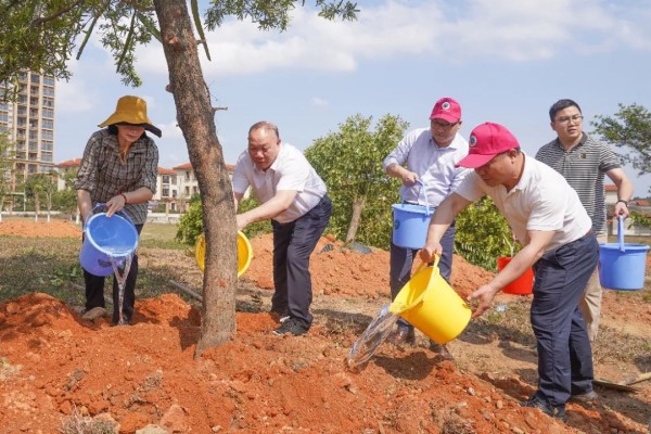 1708999663933106.jpg 4_副本.jpg