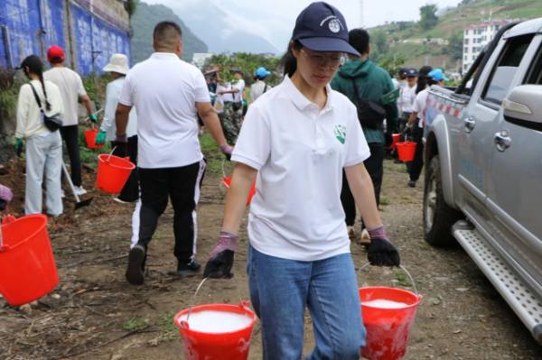 1718335252654025.jpg 2.jpg