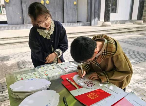 1744854441940733.jpg 3 (1).jpg