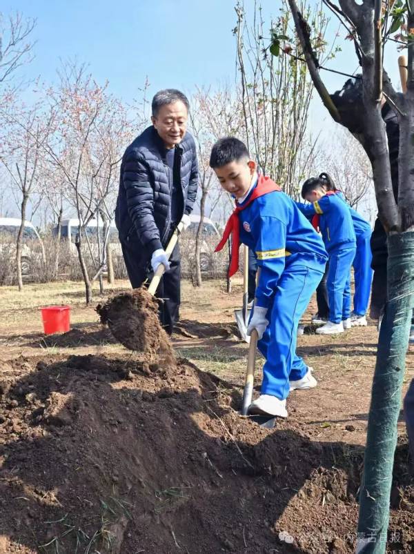 1745205473260020.jpg 1 (1).jpg