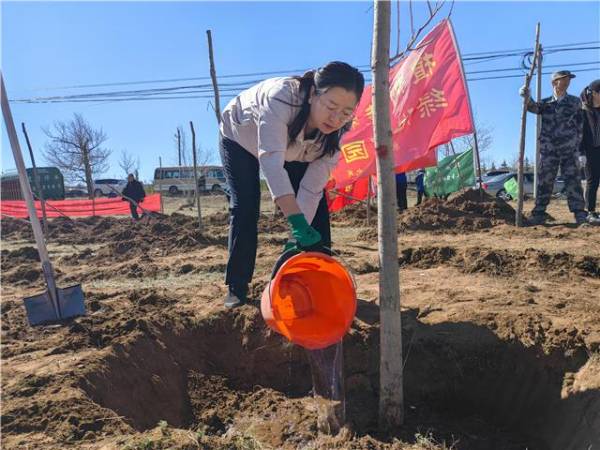 1745905686844434.jpg 3.jpg