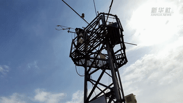 1750224222468079.gif 1.gif