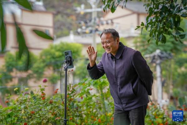 1754881064313649.jpg 3.jpg