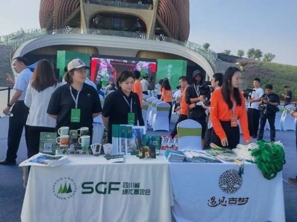 1758851022502840.jpg 1 (1).jpg