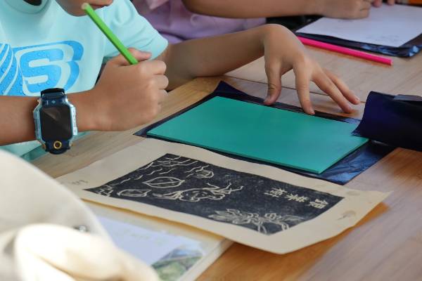 1758851537897981.jpg 5.jpg