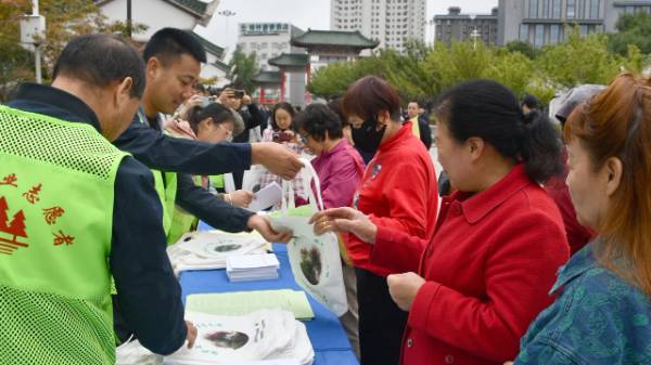 1759024741799869.jpg 6.jpg