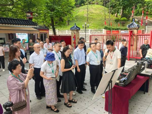 1760667846833496.jpg 2 (1).jpg