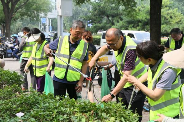 1764571975325118.jpg 3.jpg